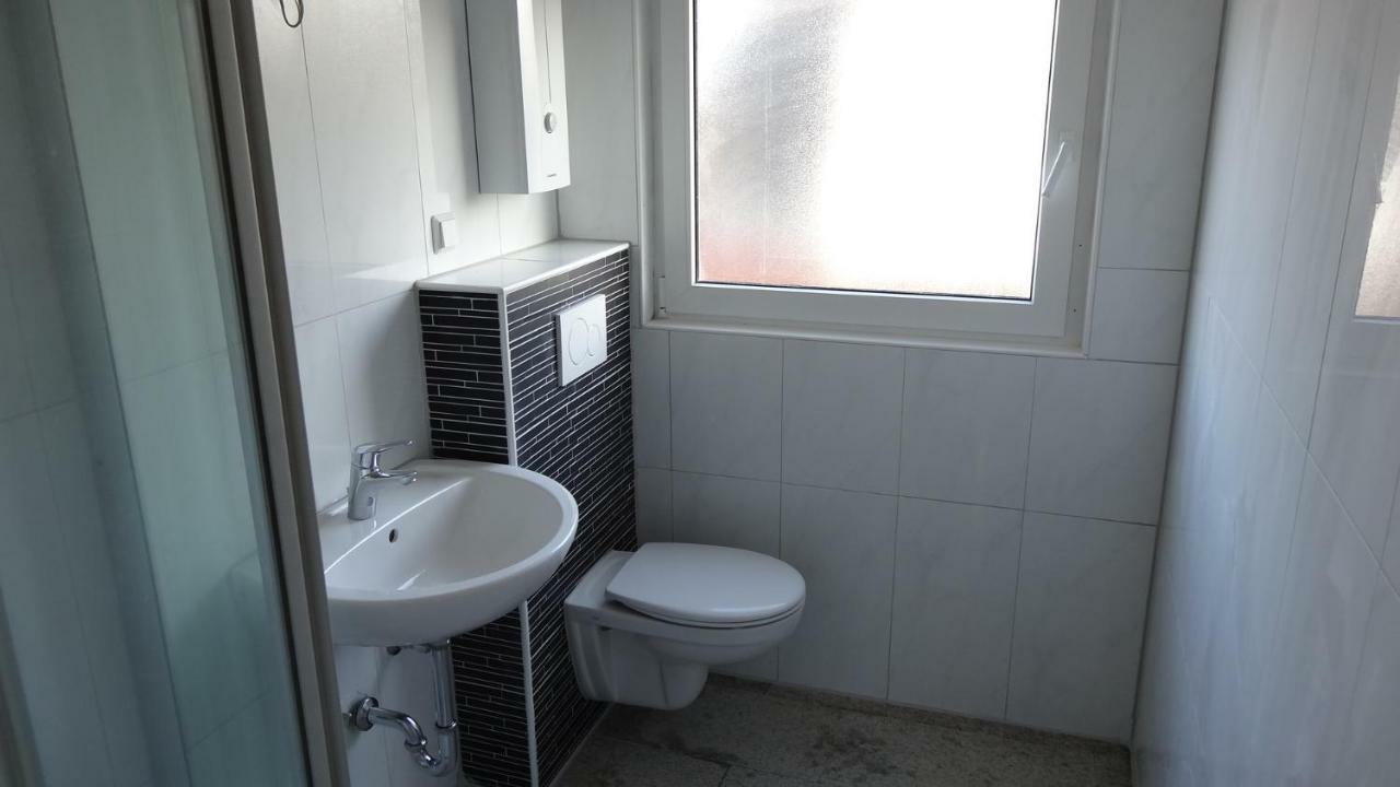 Huus Veertein Apartment Нойхарлингерзийл Екстериор снимка